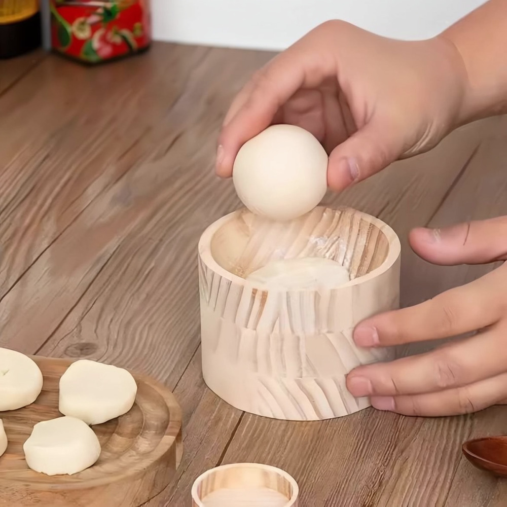 Kitchen Gadgets Dumpling Maker - เครื่องมือสำหรับรีดแป้งในครัว แม่พิมพ์ทำแผ่นแป้งเกี๊ยวไม้ เครื่องกดแป้งแบบมือ ไม่ติดกระทะ อุปกรณ์ทำแผ่นแป้งทรงกลม